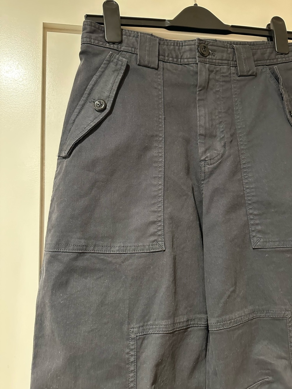 Banana Republic size 2 Petite black barrel leg crop utility pants. - Picture 3 of 12
